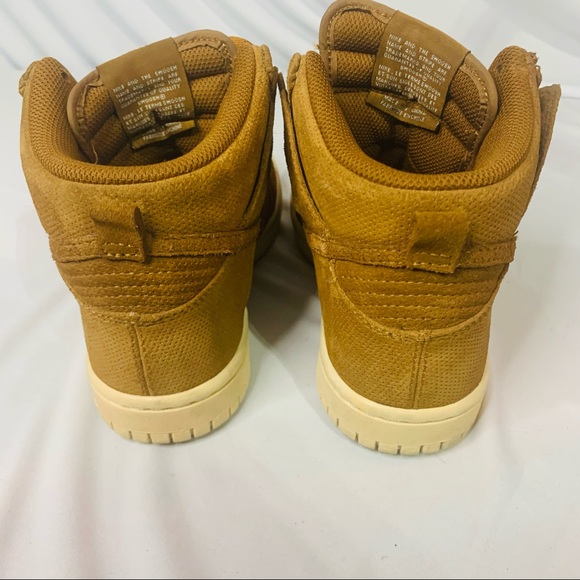 RARE Nike Dunk High Premium British main image 5